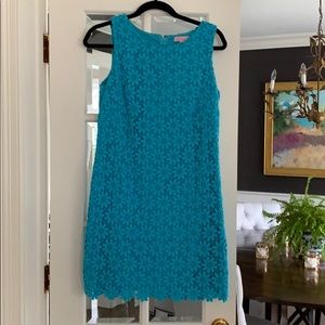 Lilly Pulitzer daisy eyelet 100% cotton shift.